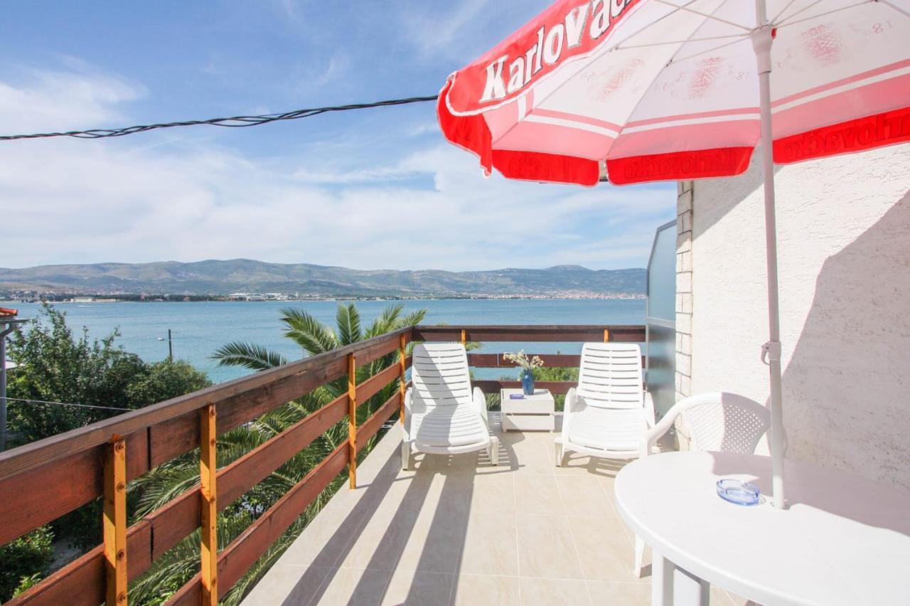Villa Fjaba - By The Sea - With The Big Terraces & Great Sea View Trogir Kültér fotó