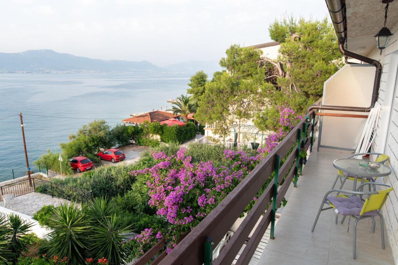 Villa Fjaba - By The Sea - With The Big Terraces & Great Sea View Trogir Kültér fotó