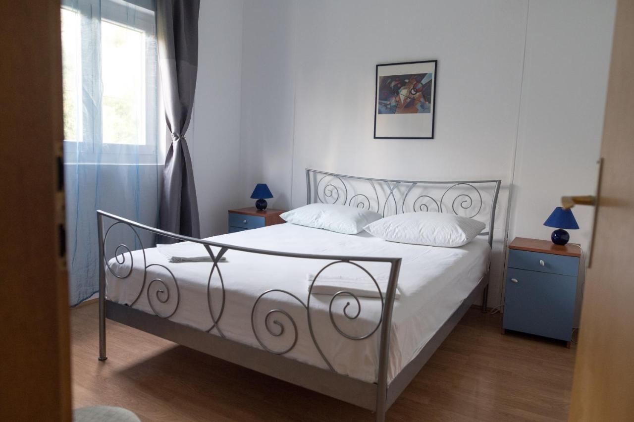 Villa Fjaba - By The Sea - With The Big Terraces & Great Sea View Trogir Kültér fotó