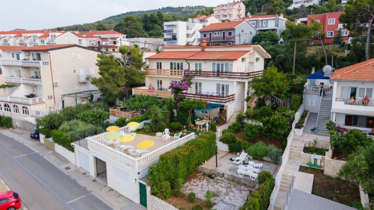 Villa Fjaba - By The Sea - With The Big Terraces & Great Sea View Trogir Kültér fotó