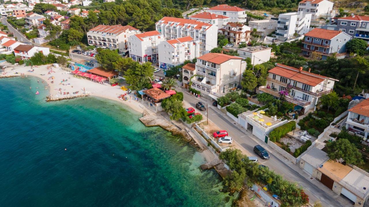 Villa Fjaba - By The Sea - With The Big Terraces & Great Sea View Trogir Kültér fotó