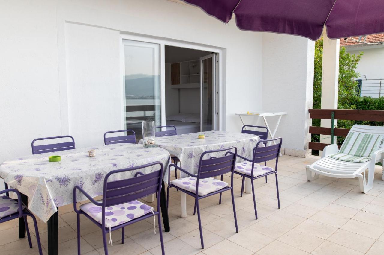 Villa Fjaba - By The Sea - With The Big Terraces & Great Sea View Trogir Kültér fotó